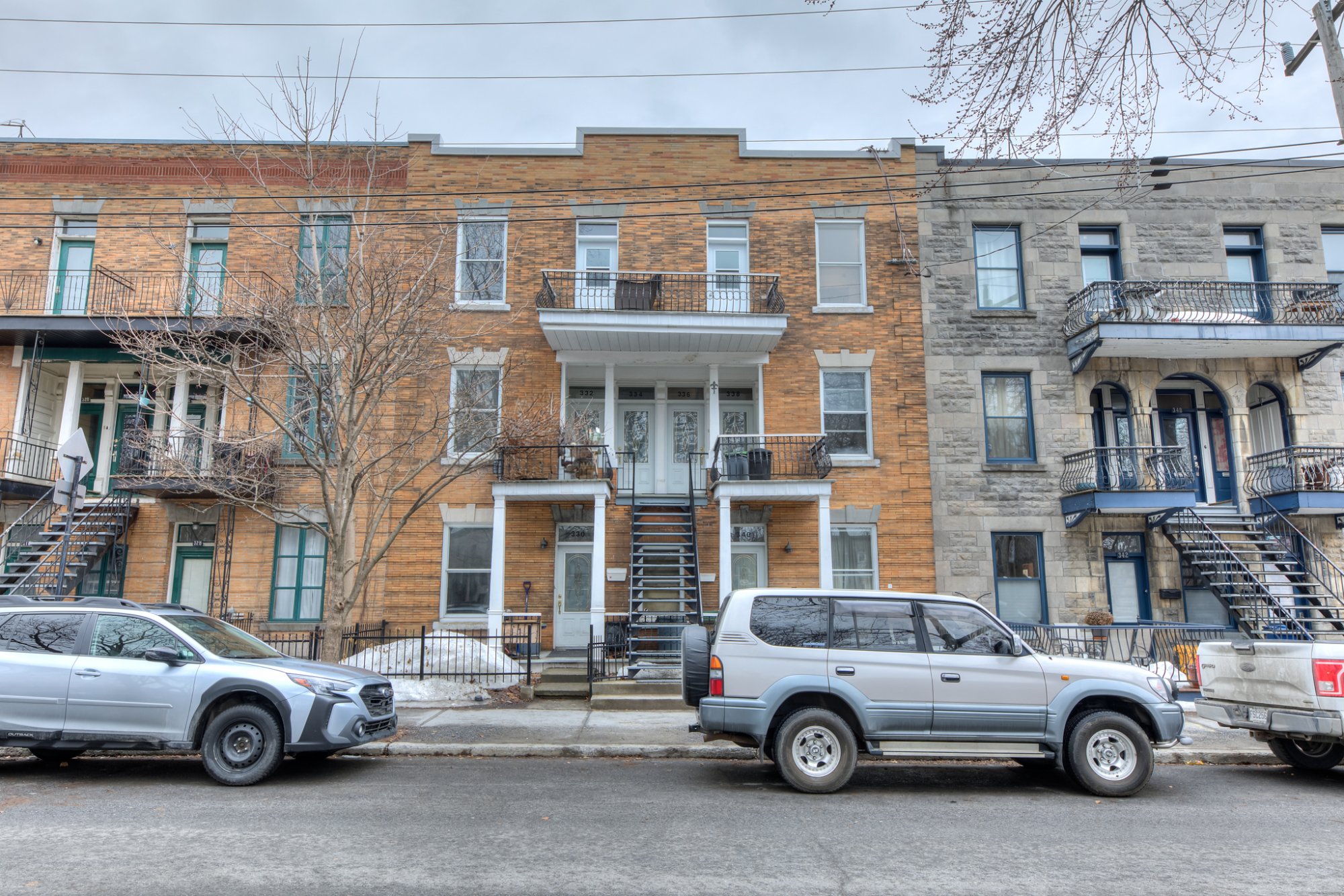 Spacious 3½ apartment for rent in NDG Sherbrooke Ouest Montreal